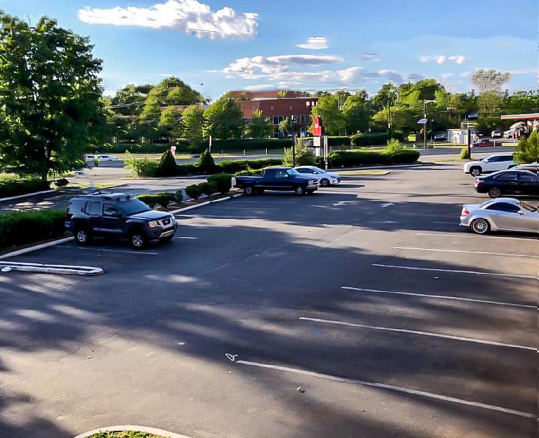 Oyo Hotel Edison Nj Route 1 外观 照片