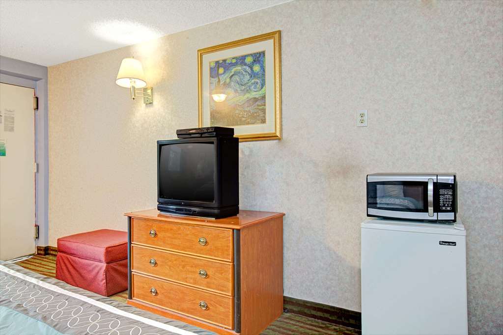 Oyo Hotel Edison Nj Route 1 客房 照片